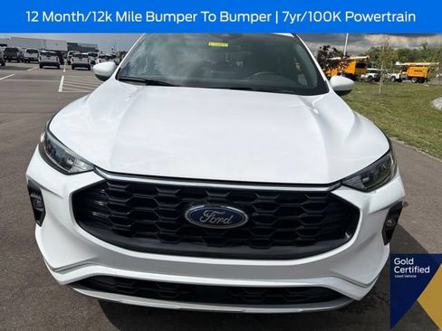 Used 2023 Ford Escape ST-Line Select AWD/4WD image 4