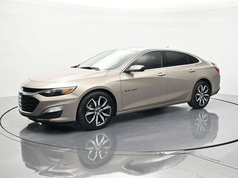 Used 2022 Chevrolet Malibu RS FWD image 1