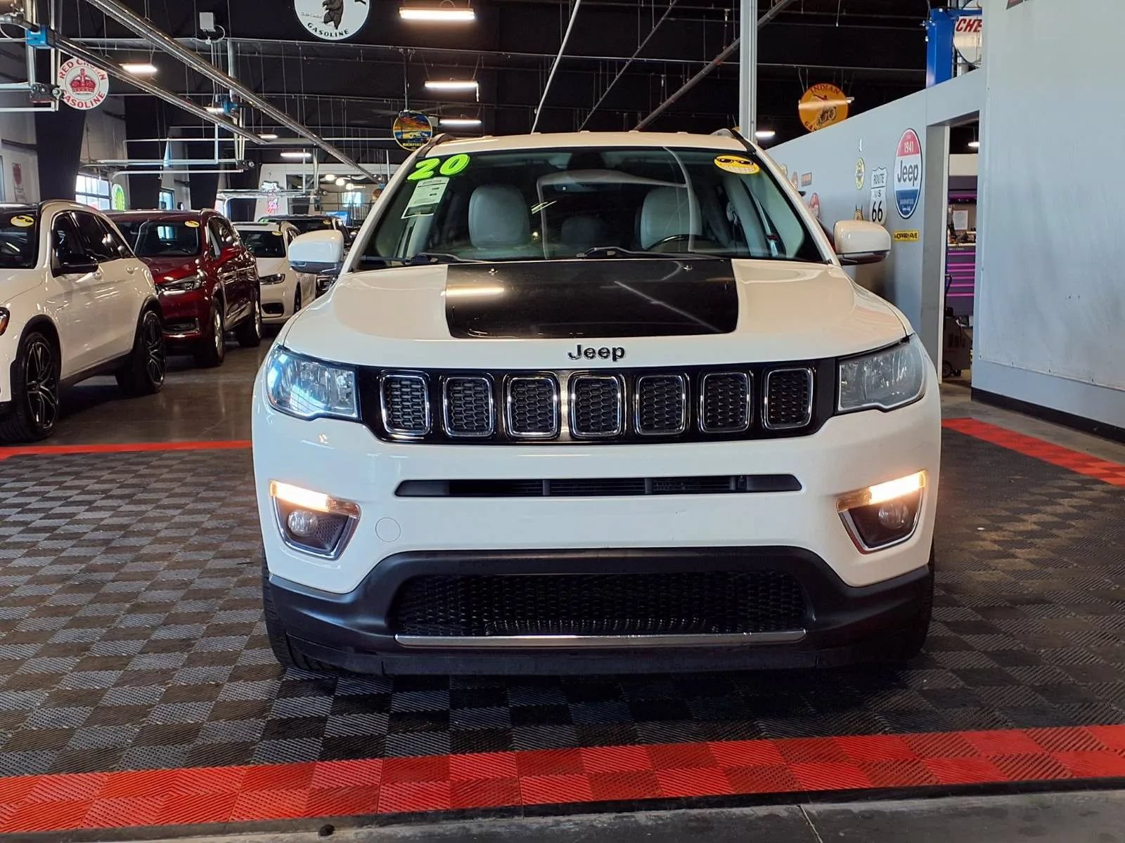 Used 2020 Jeep Compass Limited FWD image 2