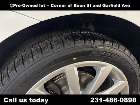 Used 2016 Volkswagen Golf S FWD image 11