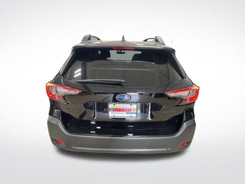 Used 2025 Subaru Outback Onyx Edition image 26