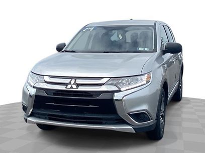 Used 2018 Mitsubishi Outlander ES