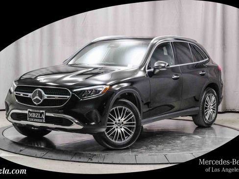 Certified 2025 Mercedes-Benz GLC 300 image 1