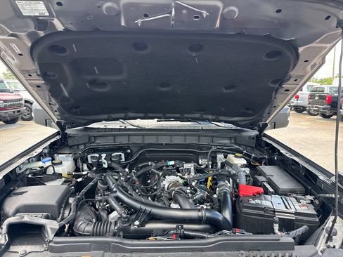 Used 2024 Ford Bronco Wildtrak AWD/4WD image 30