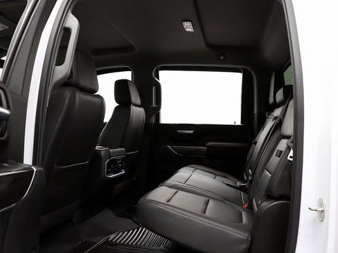 Used 2020 Chevrolet Silverado 2500 LTZ w/ LTZ Plus Package image 16