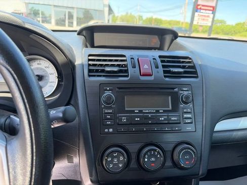 Used 2014 Subaru Impreza 2.0i Premium w/ All-Weather Package w/CVT AWD/4WD image 13
