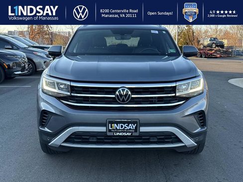Used 2022 Volkswagen Atlas Cross Sport SE w/ Black Wheel Package image 6
