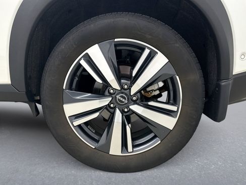 Used 2023 Nissan Rogue SL w/ SL Premium Package AWD/4WD image 22