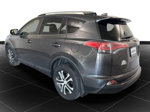 Used 2016 Toyota RAV4 LE AWD/4WD image 3