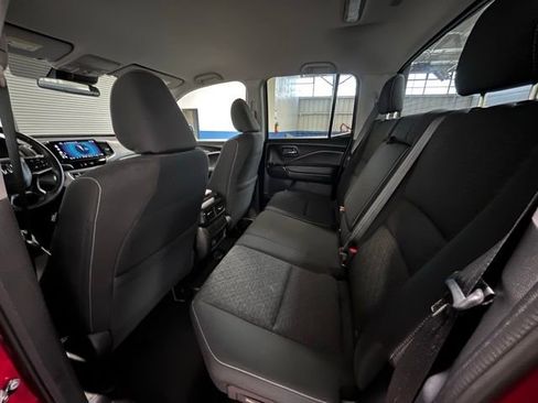 Used 2024 Honda Ridgeline Sport image 15