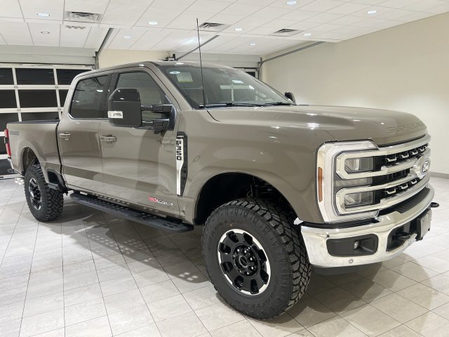 New 2027 Ford F350 Lariat w/ Tremor Off-Road Package AWD/4WD image 7