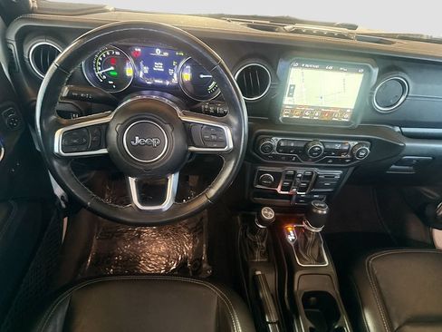Used 2023 Jeep Wrangler Unlimited Sahara w/ Cold Weather Group AWD/4WD image 25