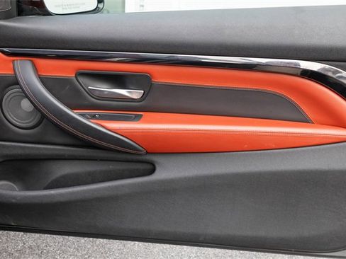 Used 2017 BMW M4 Convertible image 16