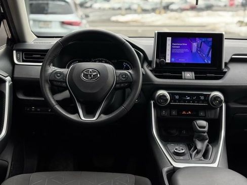 Used 2023 Toyota RAV4 XLE w/ Convenience Package image 27