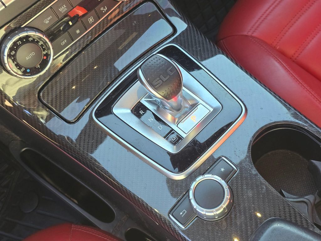 Used 2018 Mercedes-Benz SLC 43 AMG image 27