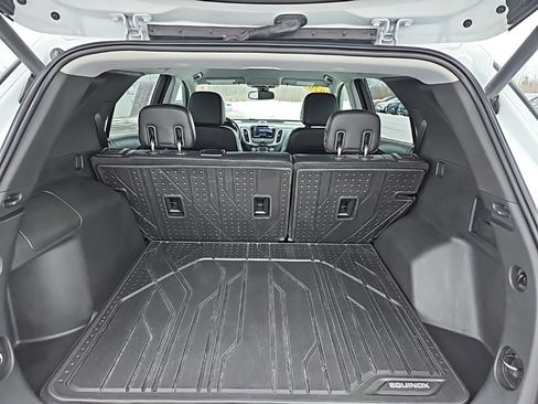 Used 2020 Chevrolet Equinox Premier image 30