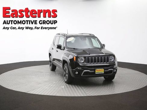 Used 2023 Jeep Renegade Latitude AWD/4WD image 52