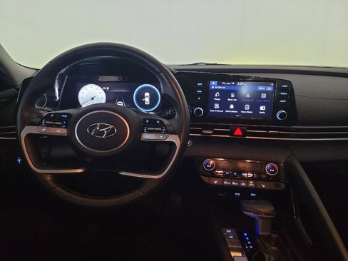 Used 2021 Hyundai Elantra SEL w/ Convenience Package FWD image 22