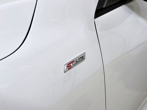 Used 2025 Ford Escape ST-Line w/ Tech Pack #1 image 17