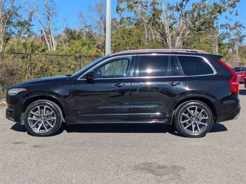Used 2016 Volvo XC90 T6 Momentum w/ Momentum Plus Package image 2