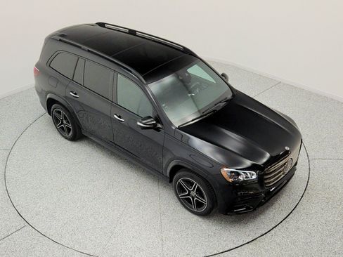 Used 2024 Mercedes-Benz GLS 450 4MATIC image 25