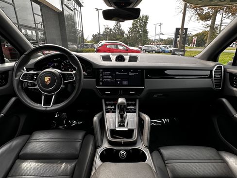 Used 2019 Porsche Cayenne image 14