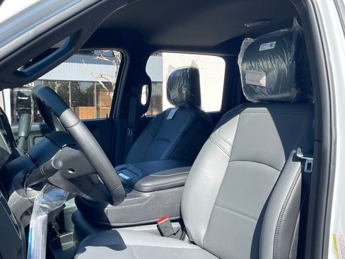 New 2025 RAM 2500 Tradesman image 15