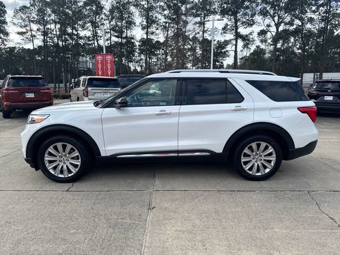 Used 2020 Ford Explorer Limited w/ Class III Trailer Tow Package image 2