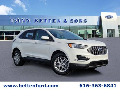 Used 2024 Ford Edge SEL w/ Convenience Package