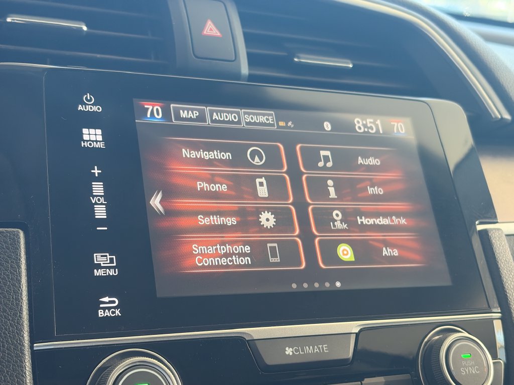 Used 2016 Honda Civic Touring image 19