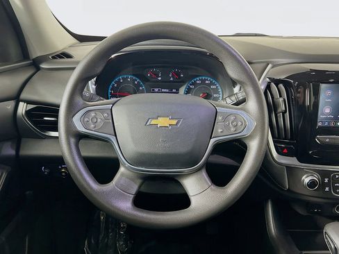 Used 2021 Chevrolet Traverse LS AWD/4WD image 11