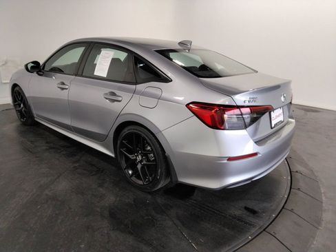 Used 2022 Honda Civic Sport image 8