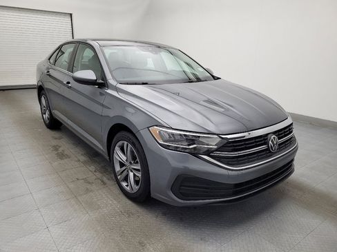 Used 2024 Volkswagen Jetta SE image 13