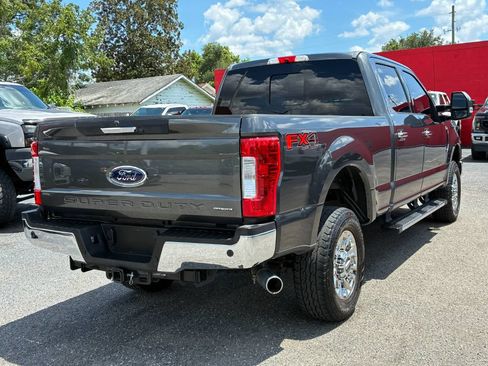 Used 2017 Ford F250 Lariat w/ Chrome Package AWD/4WD image 5