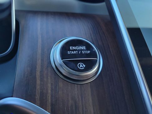 Certified 2026 Mercedes-Benz GLC 300 image 19