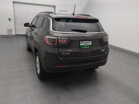 Used 2018 Jeep Compass Latitude w/ Popular Equipment Group AWD/4WD image 6