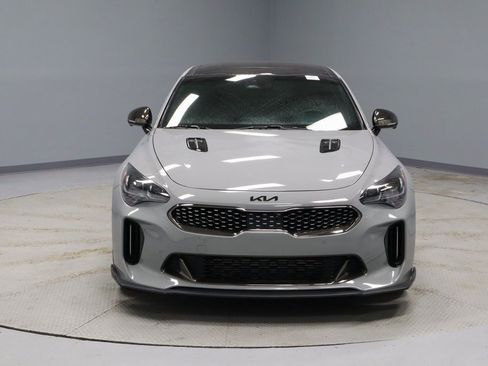 Used 2023 Kia Stinger GT2 image 9