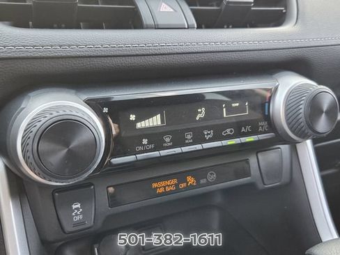 Used 2022 Toyota RAV4 LE FWD image 21