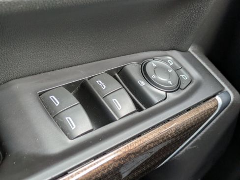 Used 2020 Chevrolet Silverado 1500 RST w/ All-Star Edition image 11