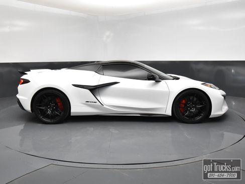 Used 2023 Chevrolet Corvette Z06 image 48