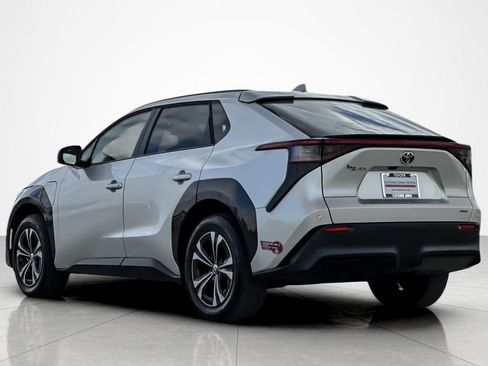 Certified 2023 Toyota bZ4X XLE image 3