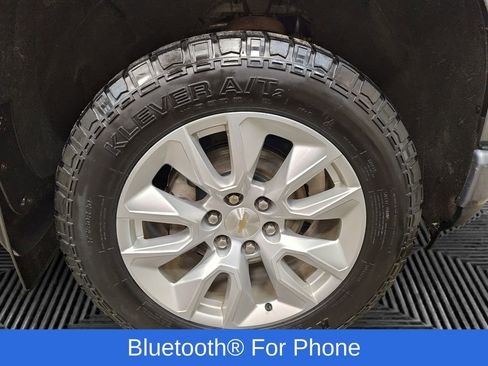 Used 2020 Chevrolet Silverado 1500 Custom w/ Custom Value Package image 20