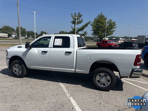 Used 2024 RAM 2500 Tradesman w/ Chrome Appearance Group image 20