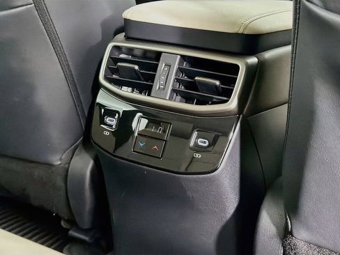 Used 2024 Lexus RX 350 FWD w/ Technology Package image 34