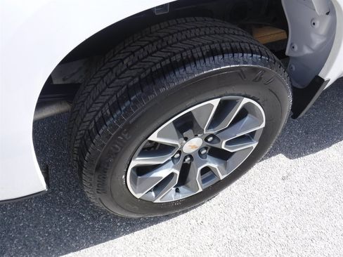 Used 2022 Chevrolet Silverado 1500 RST w/ Convenience Package II image 4