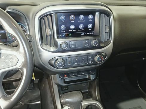 Used 2019 Chevrolet Colorado LT w/ LT Convenience Package AWD/4WD image 18
