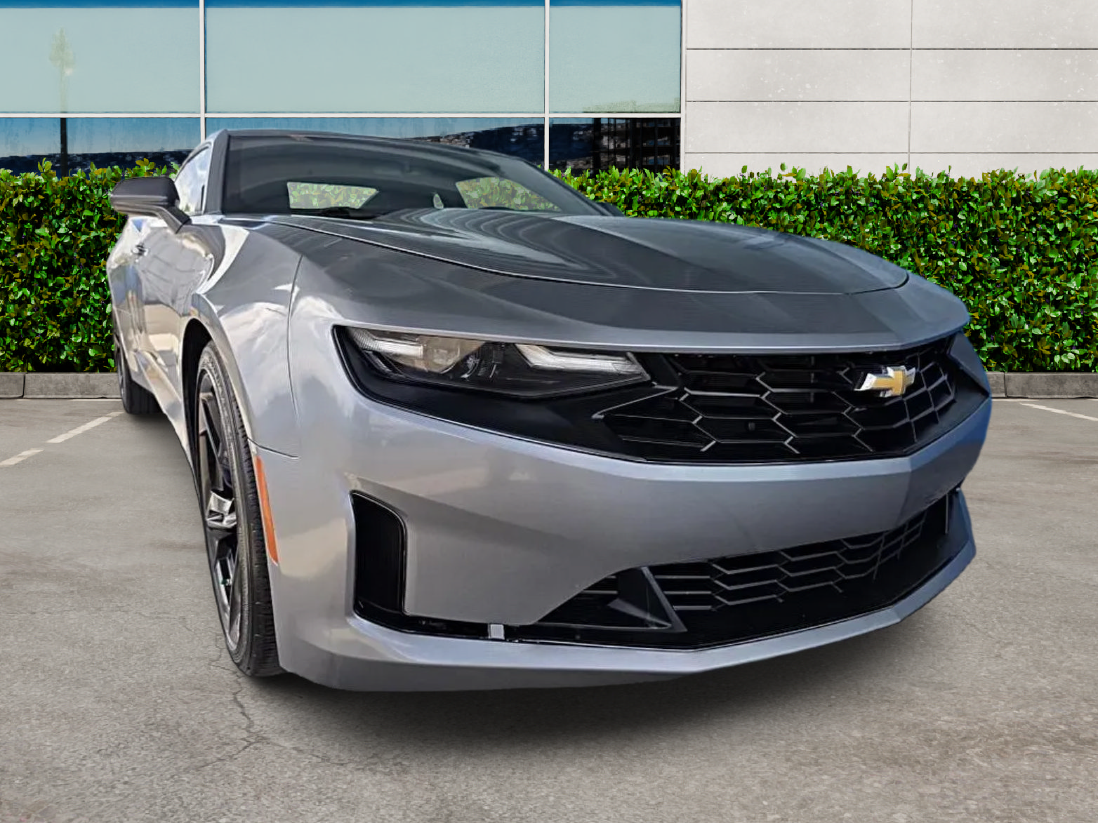 Used 2020 Chevrolet Camaro LT RWD image 1