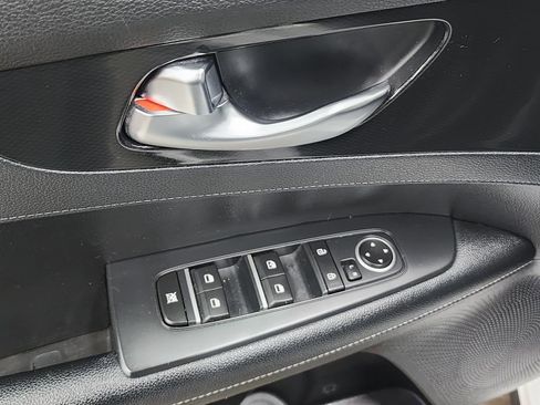 Used 2021 Kia Forte GT-Line FWD image 10