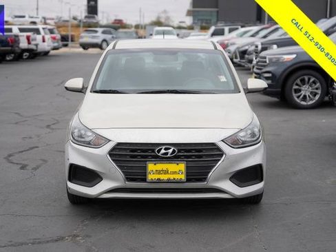 Used 2018 Hyundai Accent SE image 3