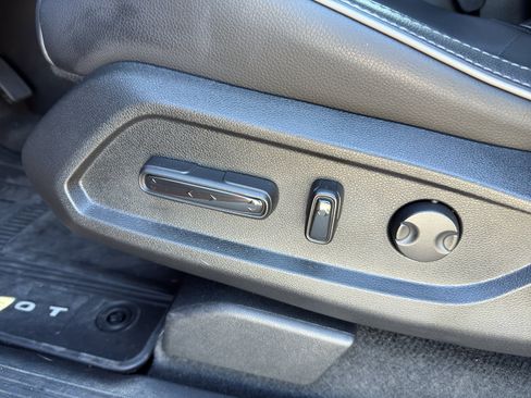 Used 2025 Honda Pilot Elite image 20